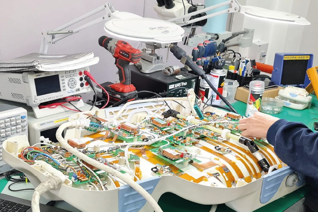 Recuperación de la electrónica de una bobina MRI